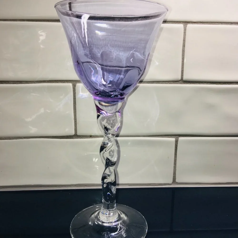 Stunning Wine/Drink Glasses (4)